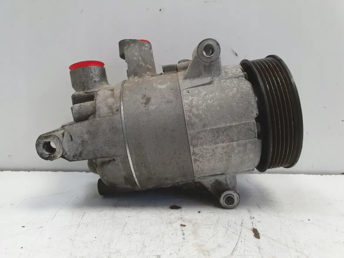 VW Polo V 1.6 TDI SPRĘŻARKA KLIMATYZACJI 5K0820803E