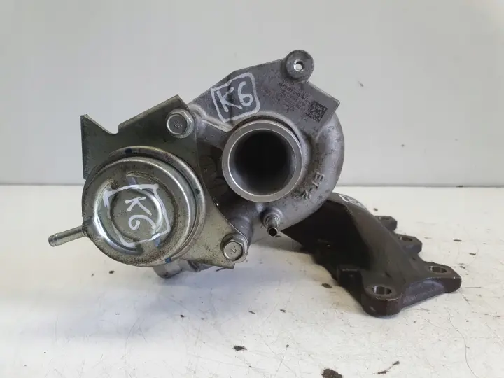 Renault Captur 0.9 TCe TURBOSPRĘŻARKA turbo 8201234380 49373-04002
