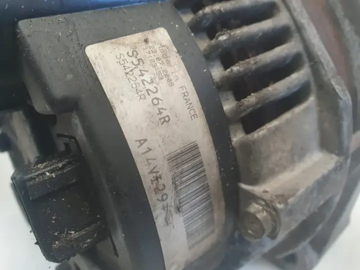 BMW X5 3.0 D ALTERNATOR 7792093
