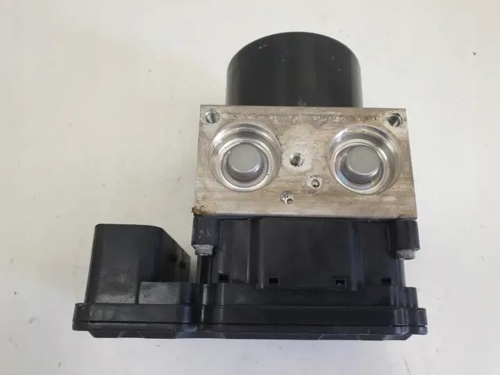 Volvo V60 CC POMPA ABS Sterownik P31423348