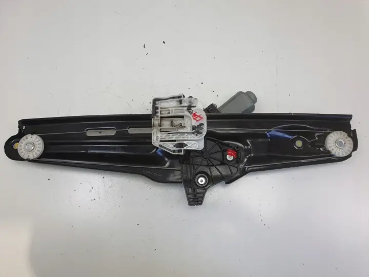 BMW X3 F25 PODNOŚNIK SZYBY lewy tył KIEROWCY mechanizm 7258535