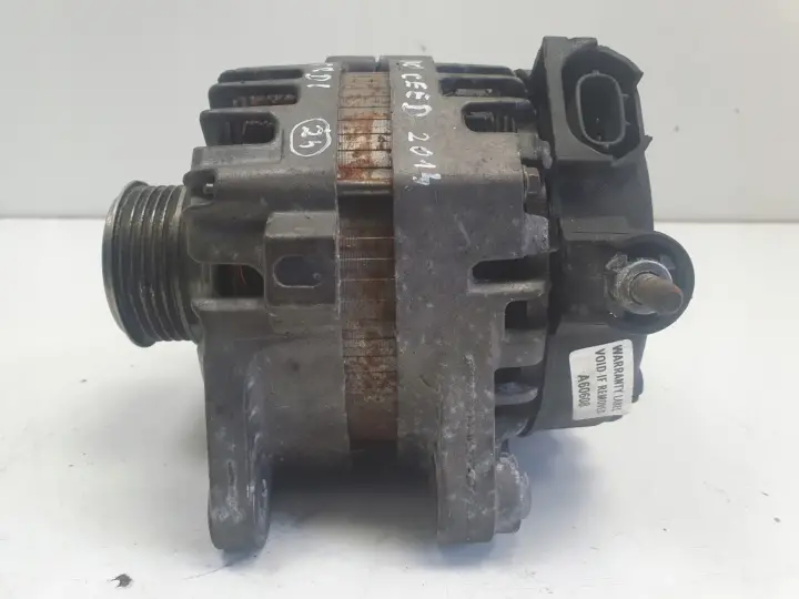Hyundai i30 1.6 CRDI ALTERNATOR valeo 2611067 130A