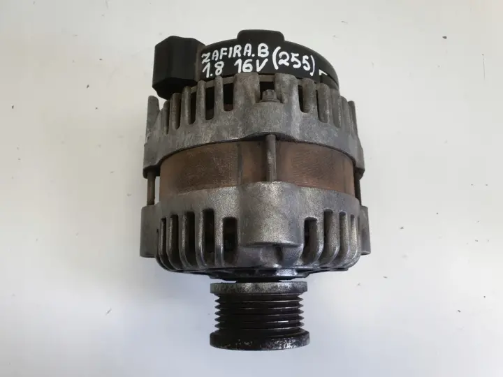 Opel Zafira B 1.8 16V ALTERNATOR 13500577