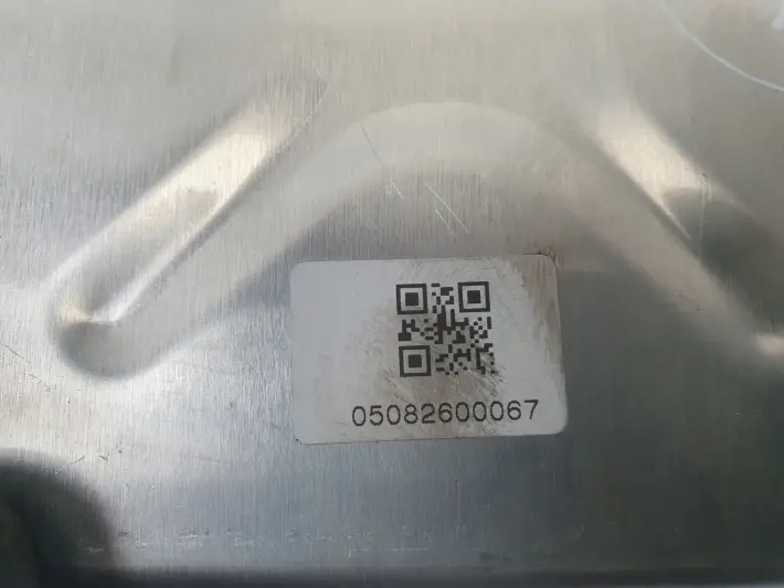 Volvo V70 II 2.4 BENZYNA KOMPUTER SILNIKA sterownik 30684877 079700-9540