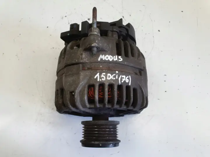 Renault Modus 1.5 DCi ALTERNATOR bosch 0124425071 120A