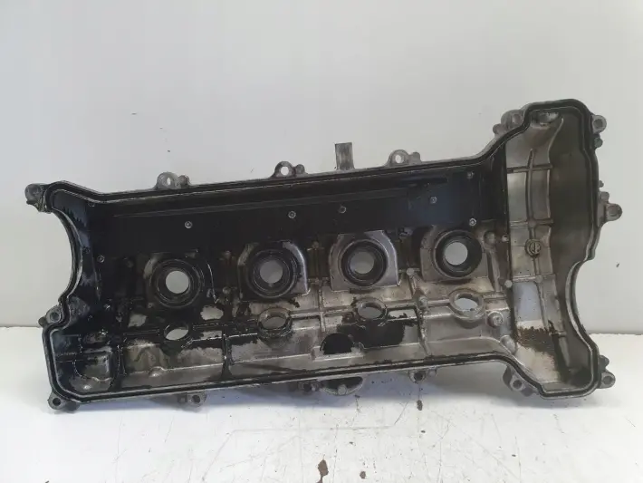 Toyota Corolla Verso II Avensis T25 2.2 D4D POKRYWA ZAWORÓW Zaworowa 2AD