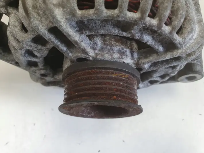 Opel Astra II G 1.6 16V ALTERNATOR 0124425009 bosch