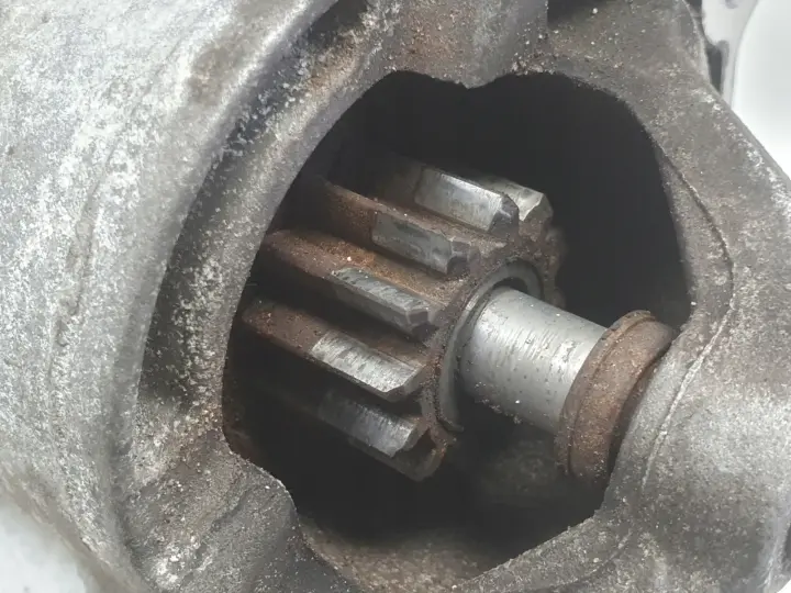 Volvo V70 III 2.0 D D3 ROZRUSZNIK bosch 31327066 0001109398