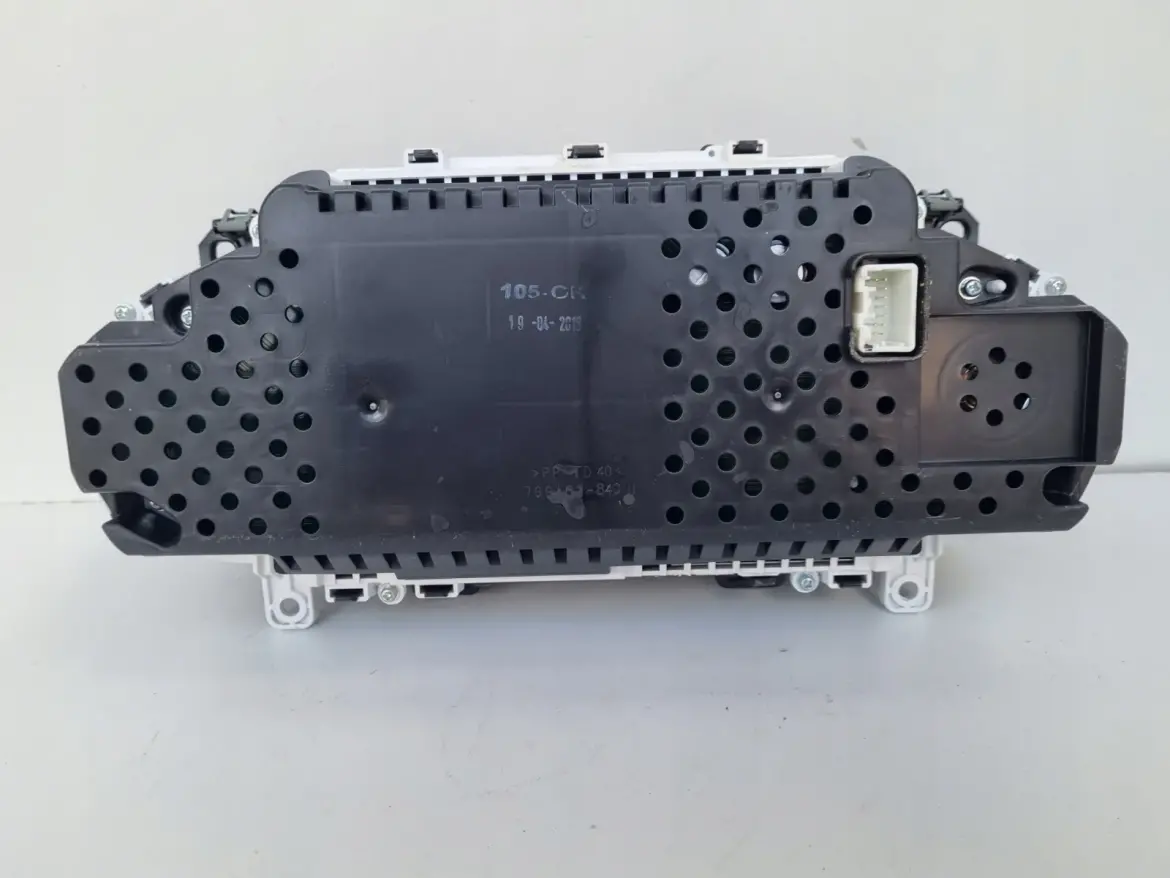 Volvo V40 II Diesel LICZNIK ZEGARY TFT Europa 31433515