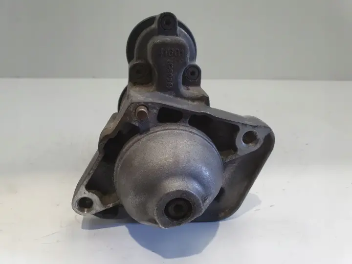 Nissan Qashqai 1.5 DCI ROZRUSZNIK bosch 233004868R
