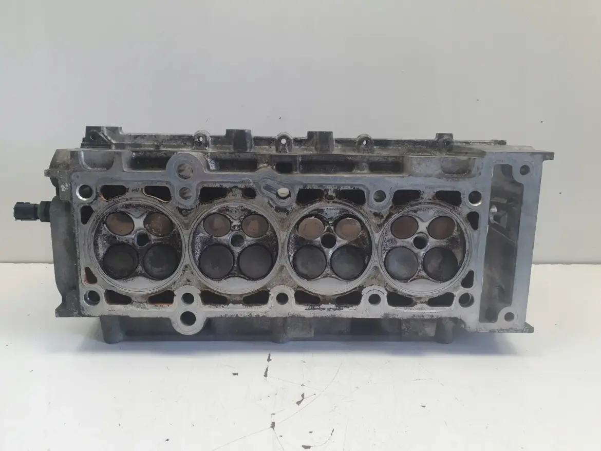 Mini Cooper R50 R53 1.6 16V GŁOWICA CYLINDRÓW 04777751AB