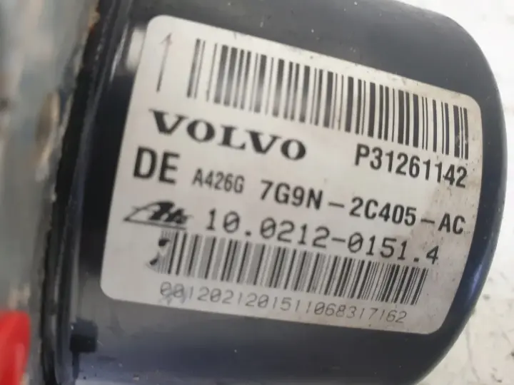 Volvo V70 III XC70 II POMPA ABS hamulcowa 31261142