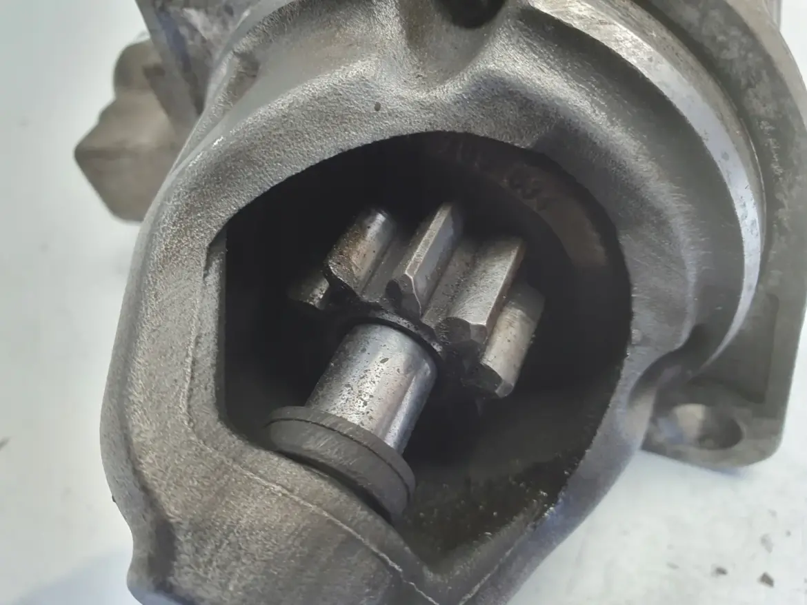 BMW E46 2.0 i ROZRUSZNIK bosch 7505979