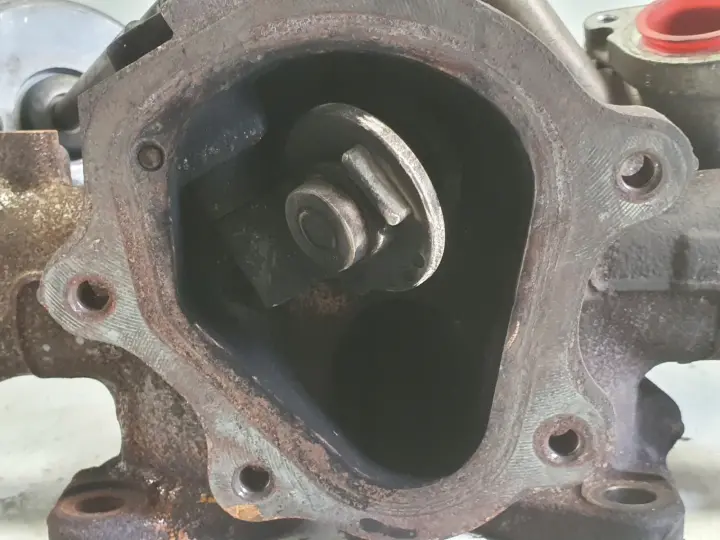 Volvo V60 2.0 D4 TURBOSPRĘŻARKA turbo 31397999 31361655