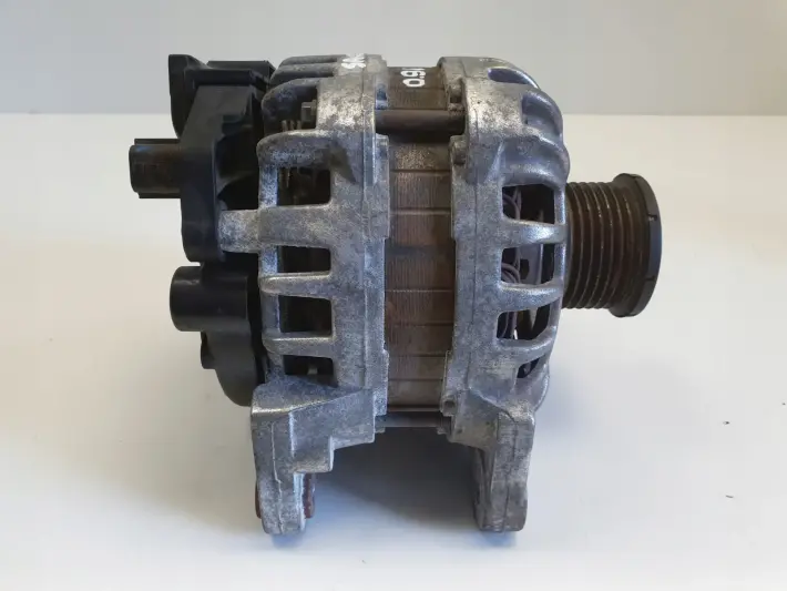 Dacia Sandero 0.9 TCe ALTERNATOR 231002854R