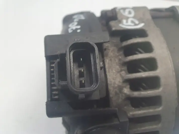 Volvo S40 II V50 2.0 D ALTERNATOR DENSO