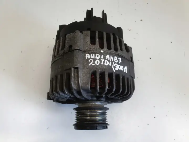 Audi A4 B7 2.0 TDI ALTERNATOR 06F903023H valeo 140A