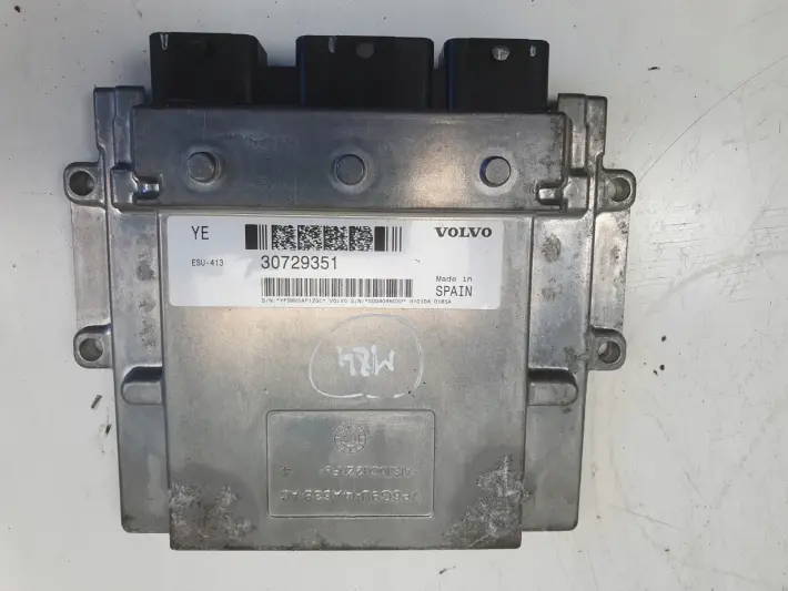 Volvo V70 III 2.0 16V 145KM KOMPUTER SILNIKA sterownik 30729351
