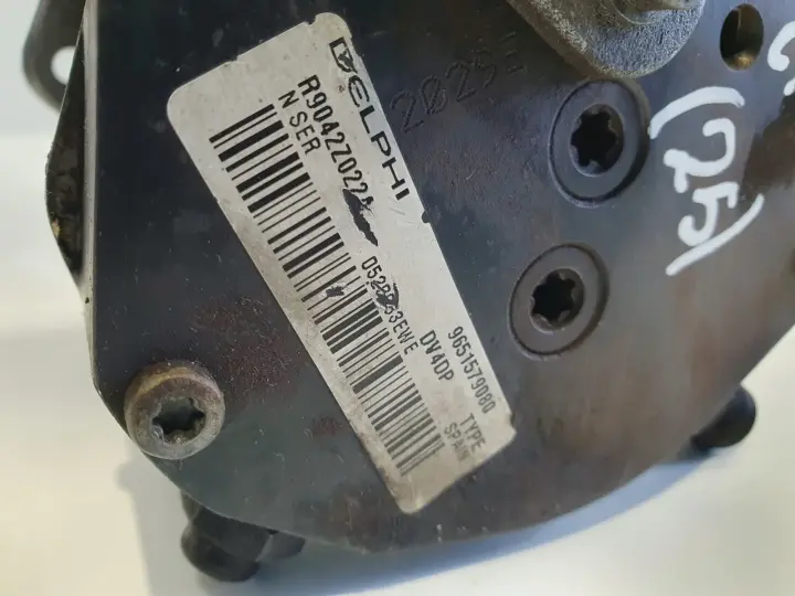 Citroen C3 1.4 HDI POMPA WTRYSKOWA 9651579080