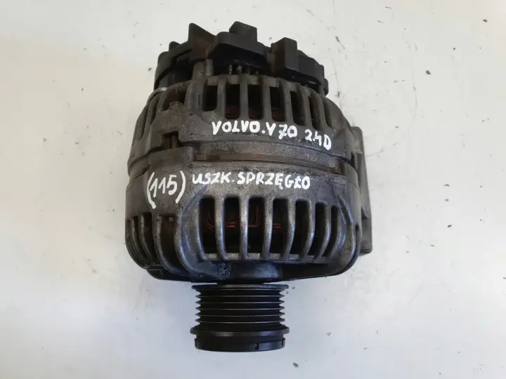 Volvo S60 I V70 II 2.4 D5 ALTERNATOR bosch 30658085