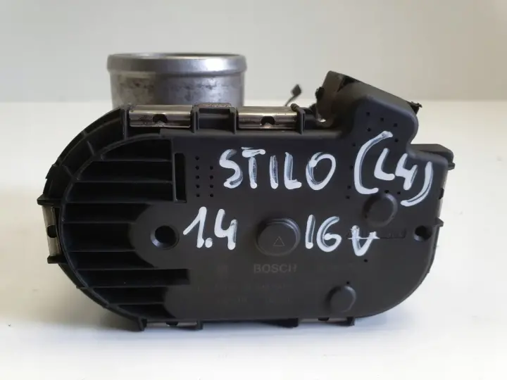Fiat Stilo 1.4 16V PRZEPUSTNICA 0280750137