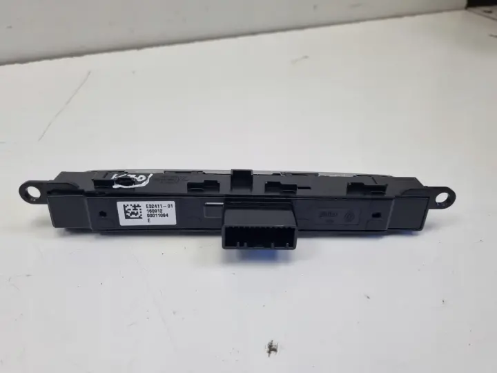 Renault Scenic IV Megane IV PANEL FOTELI Przełącznik E32411-01