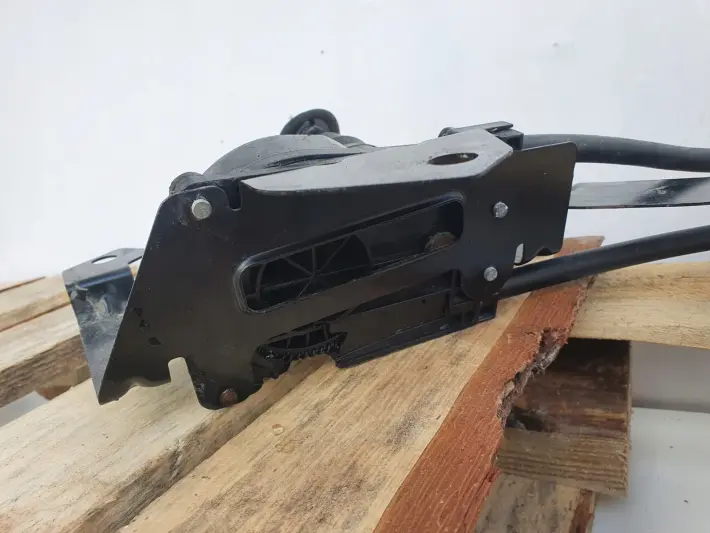 Fiat Doblo II lift ZAMEK DRZWI PRZESUWNYCH prawy