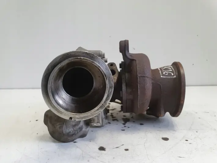 Volvo V60 II 2.0 D4 TURBOSPRĘŻARKA turbo 32240493 31491217