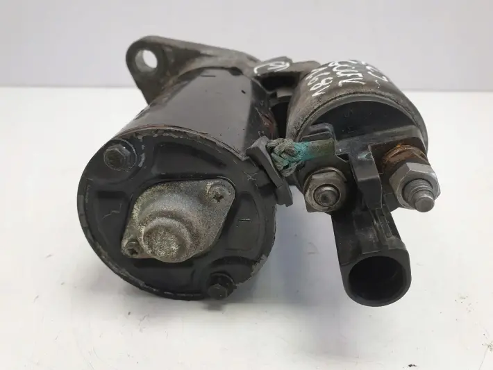 VW Golf VI 1.6 8V ROZRUSZNIK oryginał BOSCH