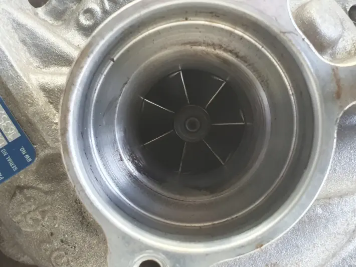 Volvo XC60 S60 V60 II 2.0 D4 TURBOSPRĘŻARKA turbo 31459962 31361665