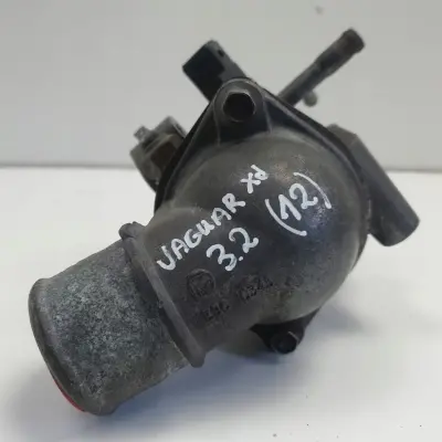 Jaguar XJ IV V 3.2 R6 OBUDOWA TERMOSTATU NBB2247CA