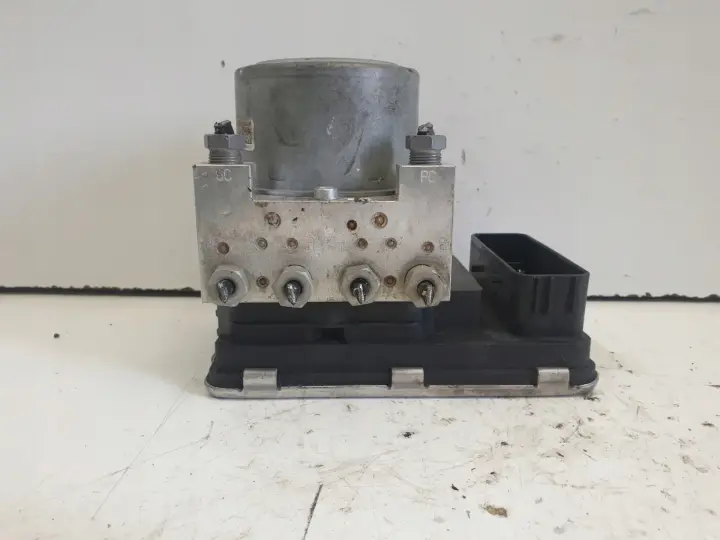 Volvo V90 POMPA ABS hamulcowa 31680098 P31680101