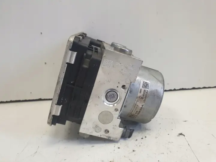 Volvo V90 POMPA ABS hamulcowa 31680098 P31680101