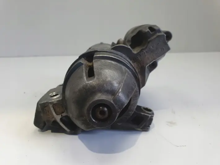 BMW E60 2.0 D ROZRUSZNIK 0001139002 bosch
