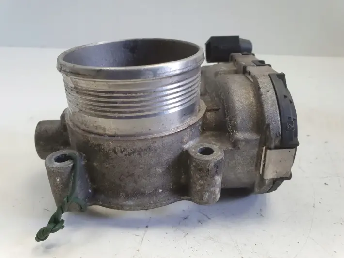 Volvo S40 II V50 2.4 D5 PRZEPUSTNICA 31216665 0280750520