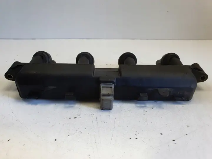 Citroen C4 1.4 8V CEWKA ZAPŁONOWA