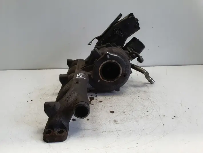 Volvo S80 II V70 III 2.4 D5 TURBOSPRĘŻARKA turbo 31219697