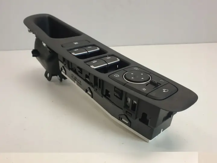 Santa Fe IV PANEL STEROWANIA SZYBAMI 82730-S1000