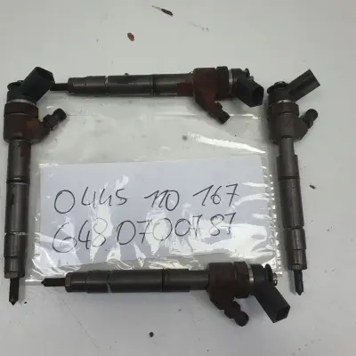 Mercedes W169 2.0 CDI WTRYSKIWACZ wtrysk 0445110167