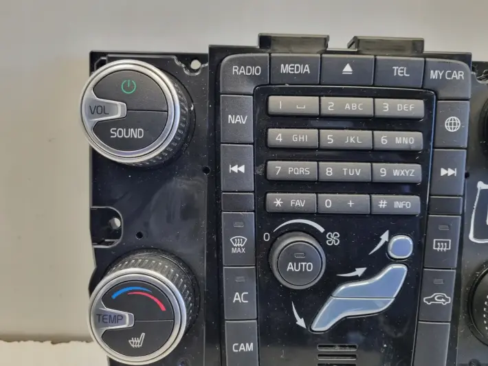 Volvo S60 II V60 I XC60 I PANEL KLIMATYZACJI Nawiewu radia 31443425