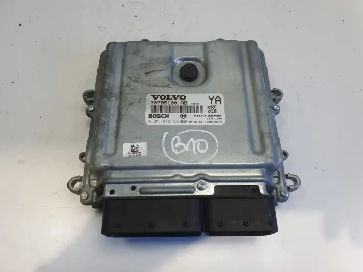 Volvo V60 1.6 D STEROWNIK SILNIKA komputer 31303095 31303095AC 0281016616