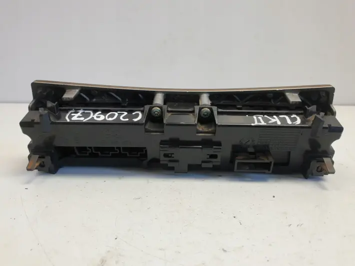 Mercedes CLK W209 PANEL STEROWANIA A2096890031