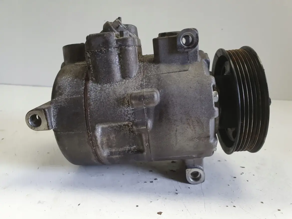 Audi A3 II 8P 2.0 TDI SPRĘŻARKA KLIMATYZACJI pompa 1K0820859S