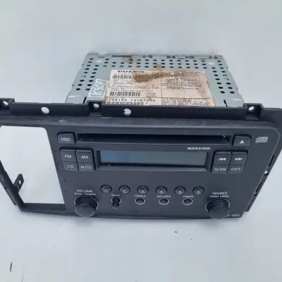 Volvo S60 I XC70 I V70 II lift RADIOODTWARZACZ CD Radio 3126000-1 HU-650
