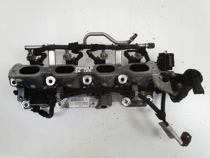 Opel Zafira B 1.6 16V KOLEKTOR SSĄCY wtryskiwacze 24431920