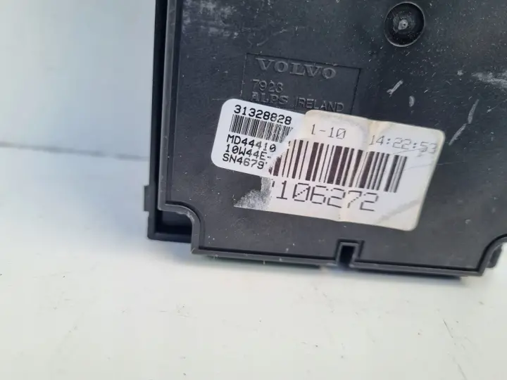 Volvo S80 II V70 III WYŚWIETLACZ RADIA Ekran 31328828