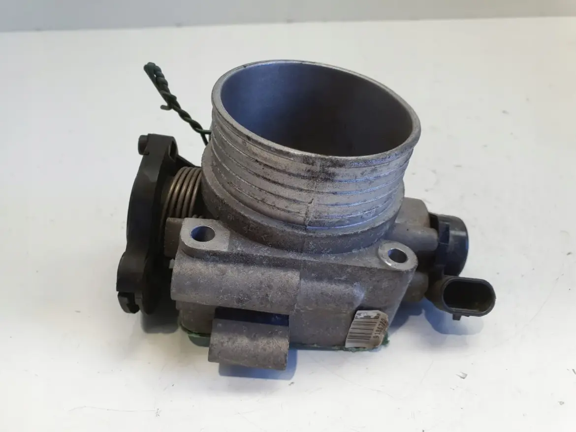 Volvo S40 V40 1.8 16V PRZEPUSTNICA 9186780