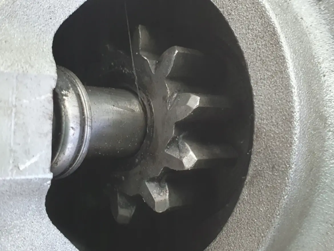 Volvo S40 II V50 V40 II 1.6 D2 ROZRUSZNIK 30659478 valeo 30659478