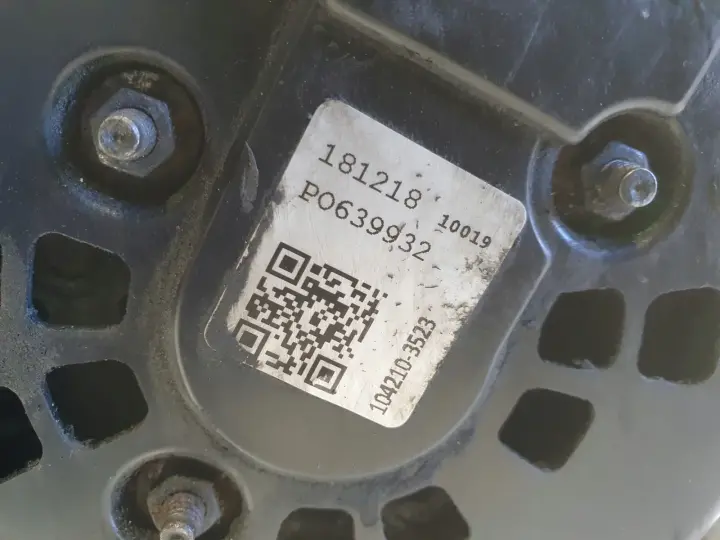 Ford C-MAX 2.0 TDCI ALTERNATOR 104210-3523 oryg