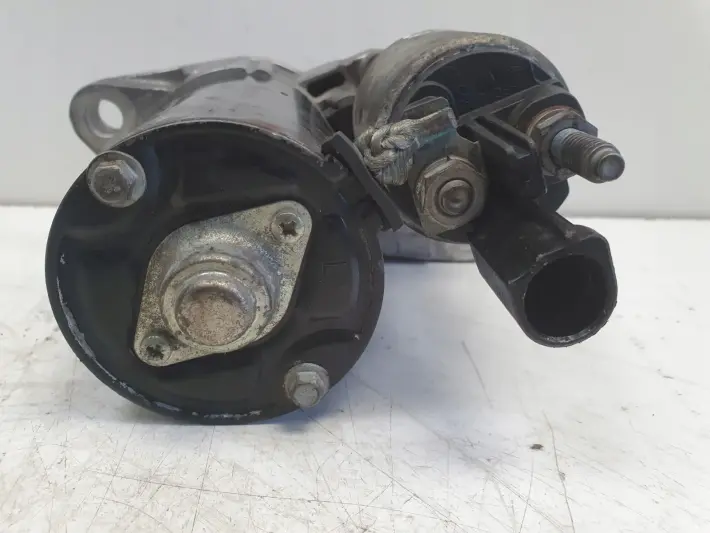 Skoda Fabia III 1.2 TSI ROZRUSZNIK 0001120406 bosch